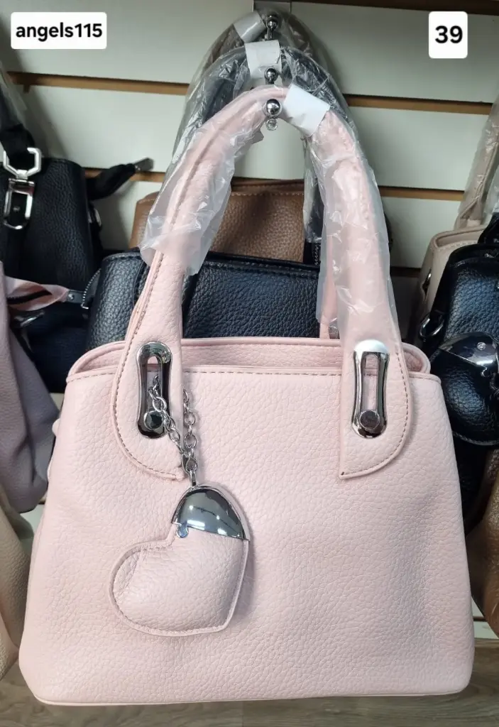 Cartera corazon de metal